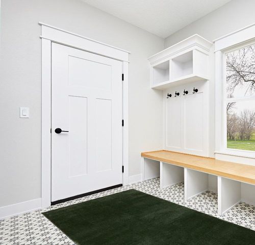 SAFAVIEH Revive Collection Area Rug - 5'3" x 7'7", Green, Solid Design, Non-Shedding & Easy Care, Ideal for High Traffic Areas in Living Room, Bedroom (REV102Y) in White Modern Entryway