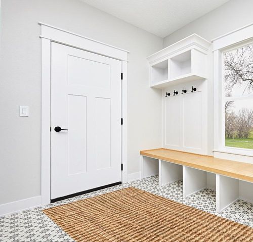 Delara Hand Woven Farmhouse Jute Area Rug, Tight Boucle Jute Rug, 5' x 8', Natural in White Modern Entryway