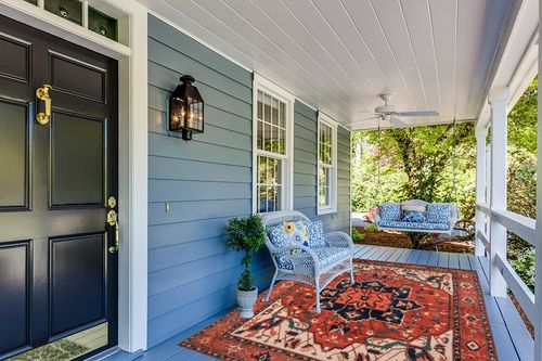 VK VK·LIVING Machine Washable Rug 6' x 9' Vintage Design Machine Washable Area Rugs with Non-Slip Backing for Living Room, Bedroom, Home Decor Area Rug, Red in Light Blue Patio