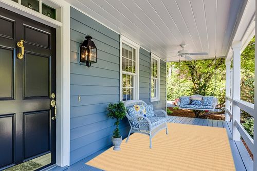 Martha Stewart Collection by SAFAVIEH 6' x 9' Natural/Green MSR9501E Farmhouse Sisal & Jute Area Rug in Light Blue Patio
