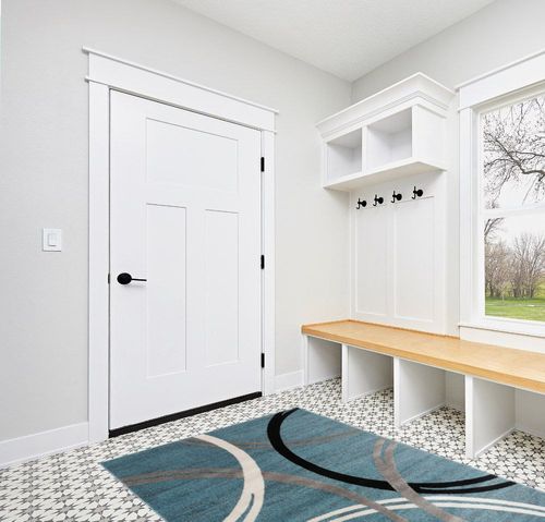Rugshop Modern Wavy Circles Design Area Rug 5' 3" x 7' 3" Blue in White Modern Entryway