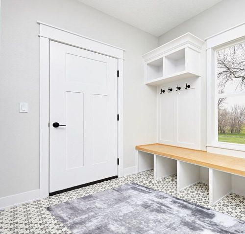 Rugshop Contemporary Abstract Distressed Area Rug 5' x 7' Gray in White Modern Entryway