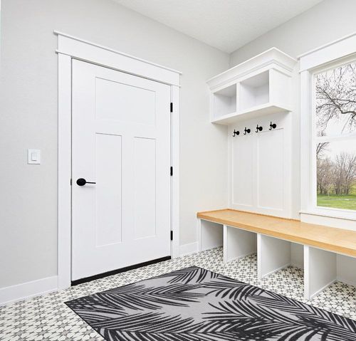 Rugshop Contemporary Distressed Leaves Textured Flat Weave Easy Cleaning Outdoor Rugs for Deck,Patio,Backyard Indoor/Outdoor Area Rug 5' x 7' Black in White Modern Entryway