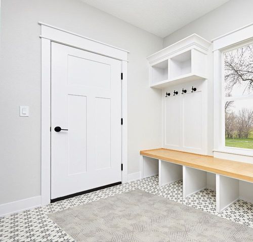 Nourison Grafix Geometric Grey 5'3" x 7'3" area-rug, easy-clean, Non Shedding, Bed Room, Living Room, Dining Room, Kitchen (5x7) in White Modern Entryway