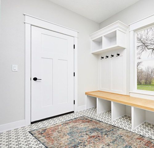 nuLOOM Sawyer Vintage Transitional Area Rug - 5x7 Area Rug Vintage Multi/Ivory Rugs for Living Room Bedroom Dining Room Kitchen in White Modern Entryway