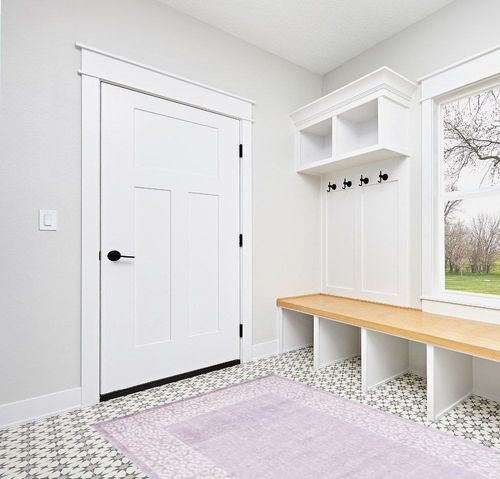 SAFAVIEH Passion Collection Area Rug - 5' x 7', Purple & Beige, Non-Shedding & Easy Care, Ideal for High Traffic Areas in Living Room, Bedroom (PASB407V) in White Modern Entryway