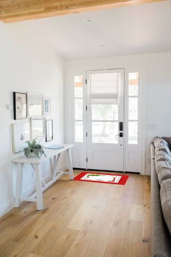 Christmas Area Rug for Living Room Bedroom 2x3, Large Runner Rug Carpet Washable Rugs Non-Shedding Floor Cover Mat for Kitchen Dining Kids Room Decor Poinsettia Stars Red Backdrop in White Scandinavian Entryway