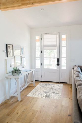 nuLOOM Chastin Modern Abstract Accent Rug, 3x5, Beige in White Scandinavian Entryway