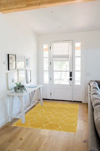 Unique Loom Trellis Frieze Collection Area Rug - Geometric (4' 1" x 6' 1", Yellow/ Ivory) in White Scandinavian Entryway