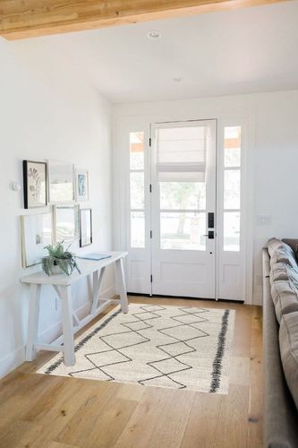 JONATHAN Y MOH203A-4 Zaina Moroccan Beni Souk Indoor Farmhouse Area-Rug Bohemian Minimalistic Geometric Easy-Cleaning Bedroom Kitchen Living Room Non Shedding, 4 X 6, Cream,Black in White Scandinavian Entryway