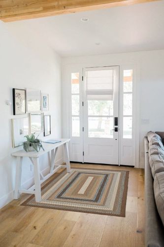 SAFAVIEH Braided Collection 4' x 6' Brown/Multi BRD313A Handmade Country Cottage Reversible Area Rug in White Scandinavian Entryway