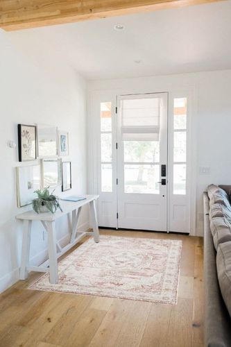 Kandos Distressed Faded Traditional Oriental Style Living Room Area Rug - Vintage Medallion Farmhouse Style - Bohemian Carpet - 3'11" x 5'7" in White Scandinavian Entryway