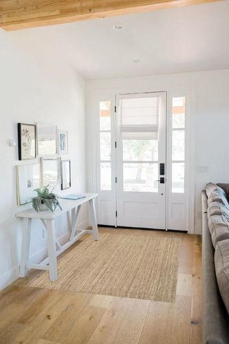 nuLOOM Elijah Farmhouse Seagrass Area Rug, 4x6, Black in White Scandinavian Entryway