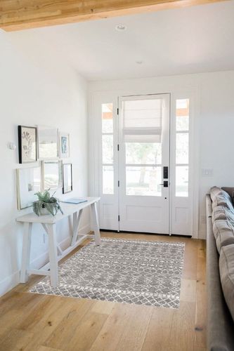 JONATHAN Y MOH209B-4 Izil Moroccan Beni Souk Indoor Farmhouse Area-Rug Bohemian Minimalistic Geometric Easy-Cleaning Bedroom Kitchen Living Room Non Shedding, 4 X 6, Gray,Cream in White Scandinavian Entryway