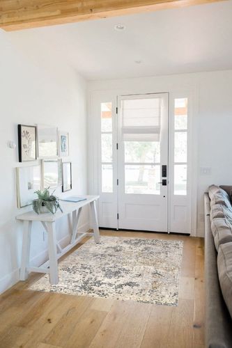 nuLOOM Chastin Modern Abstract Area Rug, 4' x 6', Beige in White Scandinavian Entryway
