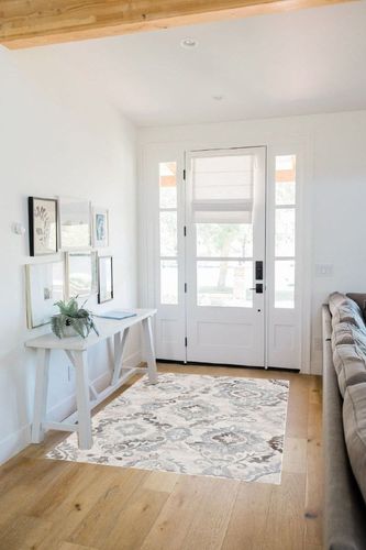 SAFAVIEH Suzani Collection Accent Rug - 4' x 6', Ivory & Grey, Handmade Boho Wool, Ideal for High Traffic Areas in Entryway, Living Room, Bedroom (SZN336A) in White Scandinavian Entryway