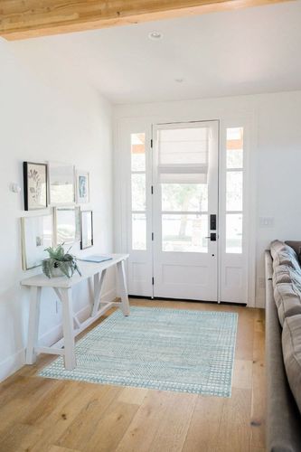 SAFAVIEH Marquee Collection Area Rug - 4' x 6', Turquoise & Grey, Handmade, Ideal for High Traffic Areas in Living Room, Bedroom, Dining (MRQ107K-4) in White Scandinavian Entryway