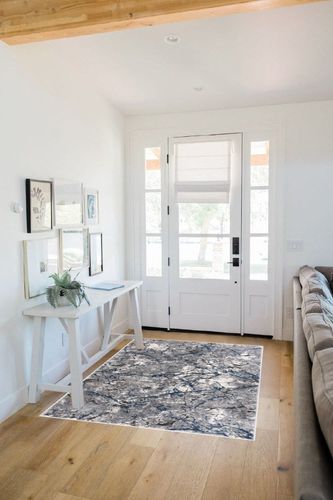 SAFAVIEH Petra Collection Accent Rug - 4' x 6', Light Grey & Light Beige, Modern Design, Non-Shedding & Easy Care, Ideal for High Traffic Areas in Entryway, Living Room, Bedroom (PTA108F) in White Scandinavian Entryway