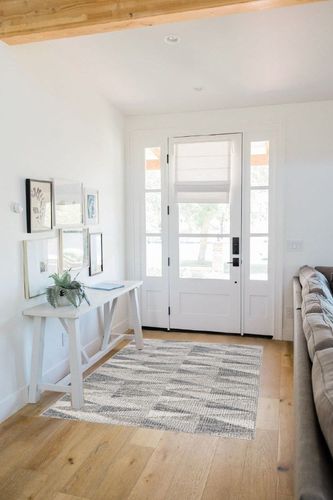 nuLOOM Lorene High-Low Geometric Indoor/Outdoor Area Rug, 4x6, Light Grey in White Scandinavian Entryway