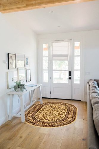 Unique Loom Voyage Collection Area Rug - St. Louis (4' 1" x 6' 1" Oval Cream/Brown) in White Scandinavian Entryway