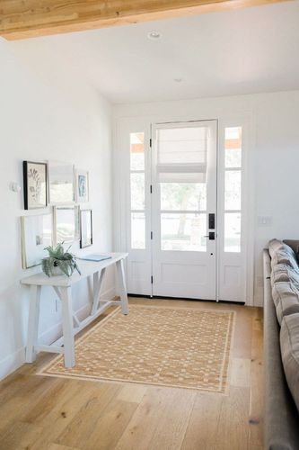 Loloi Chris Loves Julia x Judy Natural/Ivory 3'-6" x 5'-6" Accent Rug in White Scandinavian Entryway