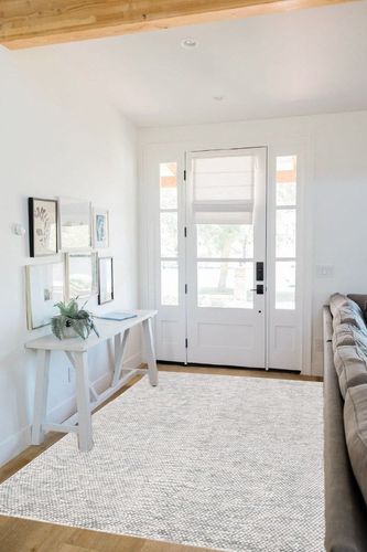 SAFAVIEH Natura Collection Area Rug - 5' x 8', Grey & Ivory, Handmade Wool, Ideal for High Traffic Areas in Living Room, Bedroom (NAT182F) in White Scandinavian Entryway