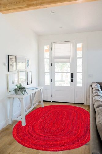 Safavieh Braided Collection Area Rug - 5' x 8' Oval, Red, Handmade Country Farmhouse Reversible Cotton, Ideal for High Traffic Areas in Living Room, Bedroom (BRD452Q) in White Scandinavian Entryway