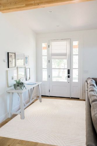 JONATHAN Y SCN100B-5 Skagen Minimalist Curve Geometric Indoor Area Rug, Modern, Contemporary, Coastal, Geometric, Bohemian, Bedroom, Kitchen, Living Room, Non Shedding, Ivory/Cream, 5' x 8' in White Scandinavian Entryway