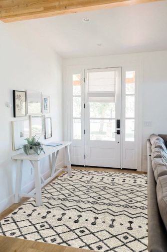 JONATHAN Y MOH208A-5 Aksil Moroccan Beni Souk Indoor Farmhouse Area-Rug Bohemian Minimalistic Geometric Easy-Cleaning Bedroom Kitchen Living Room Non Shedding, 5 ft x 8 ft, Cream/Black in White Scandinavian Entryway
