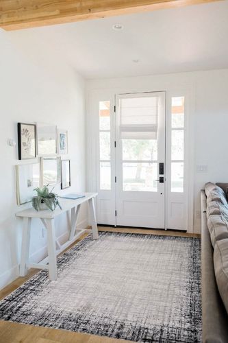 SAFAVIEH Skyler Collection Area Rug - 5'1" x 7'6", Ivory Grey & Black, Modern Design, Ideal for High Traffic Areas in Living Room, Bedroom, Dining (SKY113A-5) in White Scandinavian Entryway