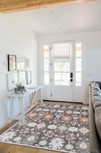 SAFAVIEH Phoenix Collection Area Rug - 5'5" x 7'7", Dark Grey & Ivory Blue, Boho Design, Ideal for High Traffic Areas in Living Room, Bedroom, Dining (PHX560H-5) in White Scandinavian Entryway