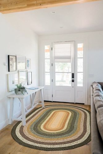 SAFAVIEH Braided Collection Area Rug - 5' x 8' Oval, Multi, Handmade Country Cottage Reversible, Ideal for High Traffic Areas in Living Room, Bedroom (BRD308A) in White Scandinavian Entryway