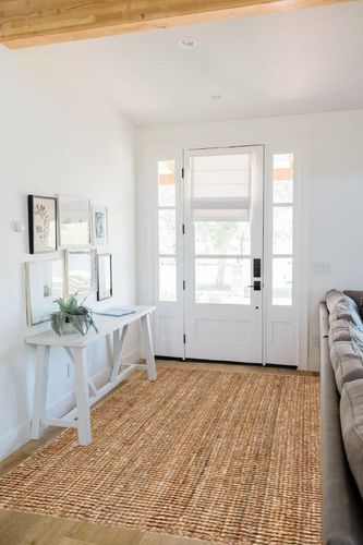 SAFAVIEH Natural Fiber Collection Area Rug - 5' x 7'6", Natural, Handmade Chunky Textured Jute 0.75-inch Thick, Ideal for High Traffic Areas in Living Room, Bedroom (NF447A) in White Scandinavian Entryway