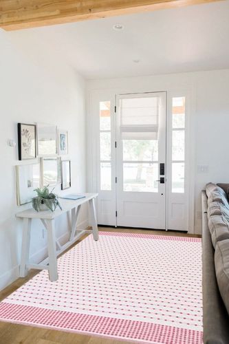SAFAVIEH Montauk Collection Area Rug - 5' x 8', Red & Ivory, Flat Weave Cotton Design, Easy Care, Ideal for High Traffic Areas in Living Room, Bedroom (MTK714Q) in White Scandinavian Entryway