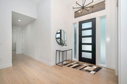 Chocolate Modern, Eclectic, Casual, Transitional Cushioned Area Rug in Modern White Entryway