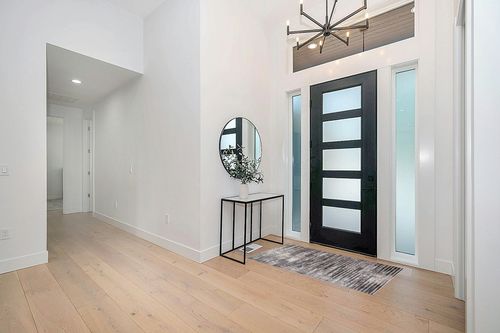 nuLOOM Contemporary Faded Elsa Accent Rug, 3x5, Grey in Modern White Entryway