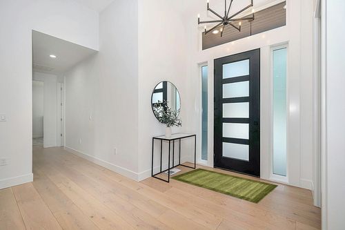 Unique Loom Del Mar Collection Area Rug - Abigail (3' 3" x 5' 3" Rectangle, Light Green/ Ivory) in Modern White Entryway