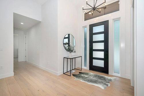 Rtizon Faux Cowhide Rug for Living Room, 3.9 x 4.6 Feet Grey, Cow Print Skins Rug for Bedroom, Durable Premium Faux Fur Animal Cow Hide Rugs Carpet for Western Decor in Modern White Entryway