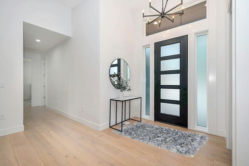 Oregon Handmade Tufted Light Gray Area Rug Gracie Oaks Rug Size: Rectangle 4' x 6' in Modern White Entryway
