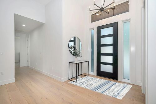 Waukee Moroccan Performance Light Blue Rug Dakota Fields Rug Size: Rectangle 4' x 6' in Modern White Entryway