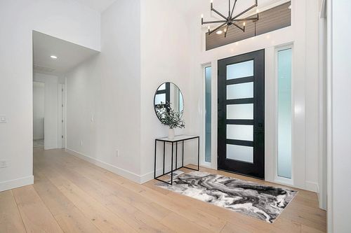 nuLOOM Remona Modern Abstract Area Rug, 4' x 6', Grey in Modern White Entryway