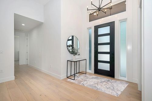 Safavieh Eternal Collection Accent Rug - 4' x 6', Grey & Beige, Modern Abstract Design, Non-Shedding & Easy Care, Ideal for High Traffic Areas in Entryway, Living Room, Bedroom (ETL230J) in Modern White Entryway