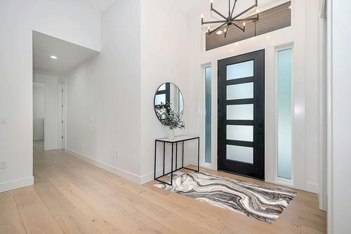 SAFAVIEH Craft Collection Accent Rug - 4' x 6', Grey & Gold, Modern Abstract Design, Non-Shedding & Easy Care, Ideal for High Traffic Areas in Entryway, Living Room, Bedroom (CFT819F) in Modern White Entryway