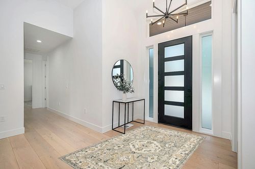 Safavieh Aspen Collection 5' x 8' Moss/Ivory APN601W Handmade Traditional Wool Area Rug in Modern White Entryway