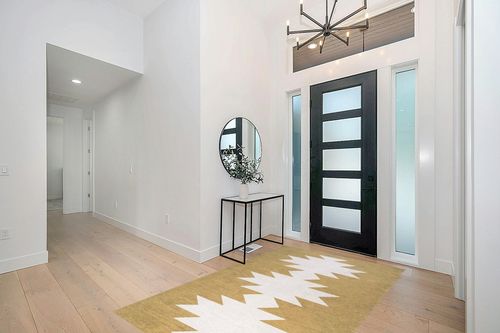 JONATHAN Y WSH110B-5 Chayton Minimalist Geometric Machine-Washable Indoor Area-Rug, Bohemian Southwestern Modern Easy-Cleaning,Bedroom,Kitchen,Living-Room,Non Shedding, Light-Green/Ivory, 5 X 8 in Modern White Entryway