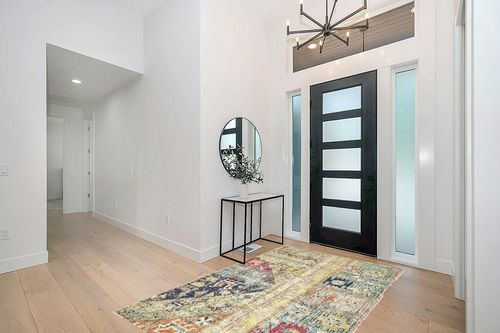 Unique Loom Monterey Collection Vintage Bohemian Inspired with Colorful Tribal Design Area Rug (5' 0 x 8' 0 Rectangular, Multi/ Beige) in Modern White Entryway