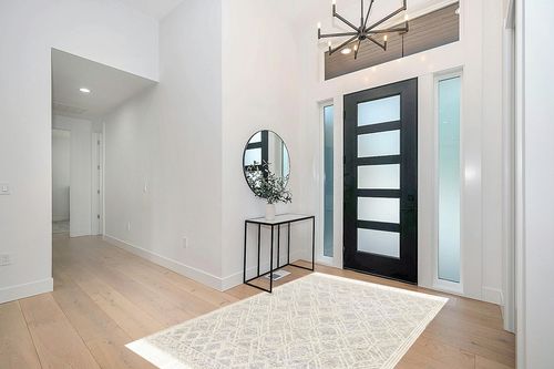 Mark&Day Area Rugs, 5x7 Staveley Bohemian/Global Ivory Area Rug, Beige/White/Black Carpet for Living Room, Bedroom or Kitchen (5' x 7'6") in Modern White Entryway