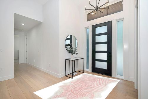 Novogratz by Momeni Rugs Kalahari Collection Area Rug, 5'0" x 7'6", Pink in Modern White Entryway
