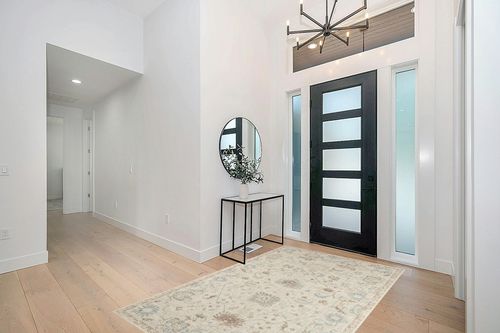 Momeni Anatolia Wool and Nylon Area Rug 5'3" X 7'6" Beige in Modern White Entryway