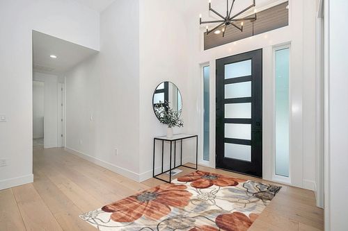 RUG BRANCH Blossom Modern Floral Red Beige Indoor Soft Area Rug for Living Room, Bedroom, Dining Room, and Office - 5' x 8' (Exact Size: 5'3" X 7'7") in Modern White Entryway